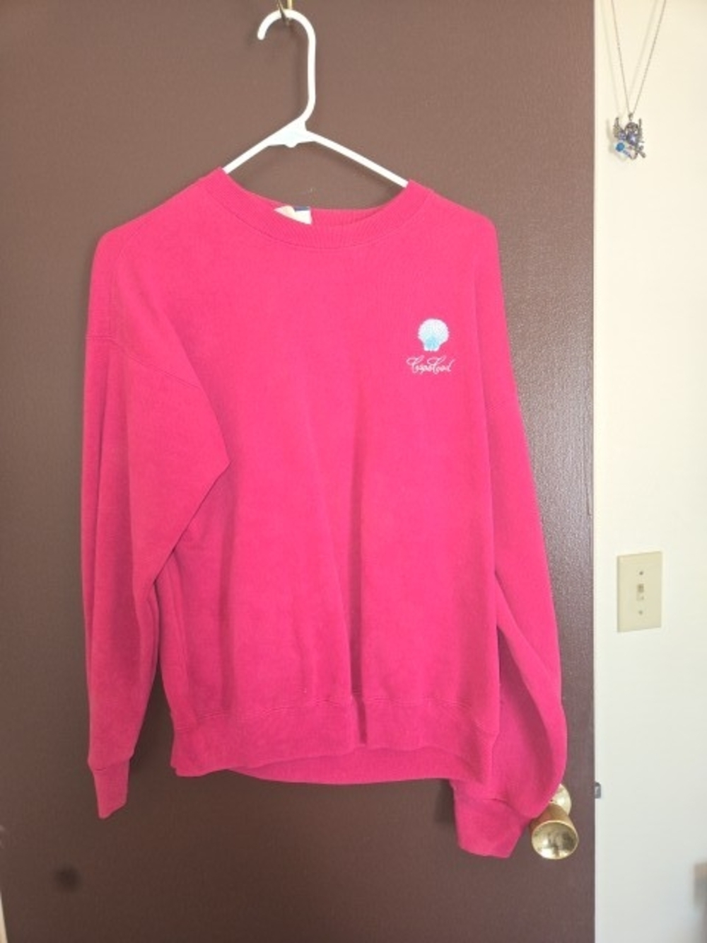 Lee Women's Crewneck Sweatshirt in Hot Pink with Embroidered Shell